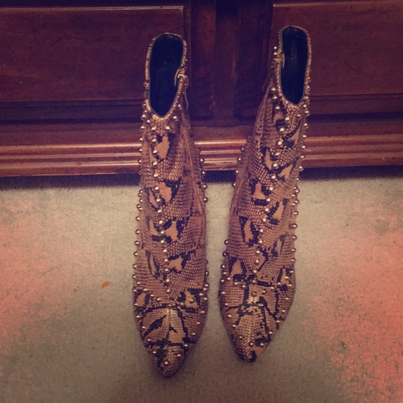 AKIRA Shoes - NWOT Snake print boots